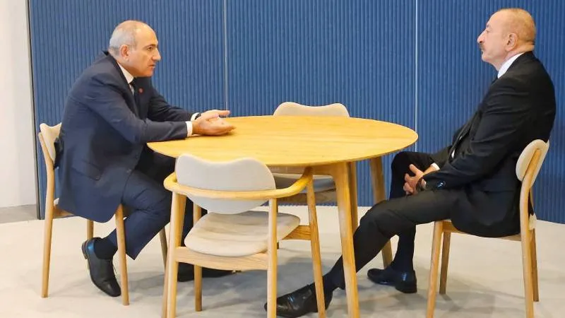 Azerbaycan Cumhurbaşkanı Aliyev ile Ermenistan Başbakanı Paşinyan, Kopenhag’da görüştü