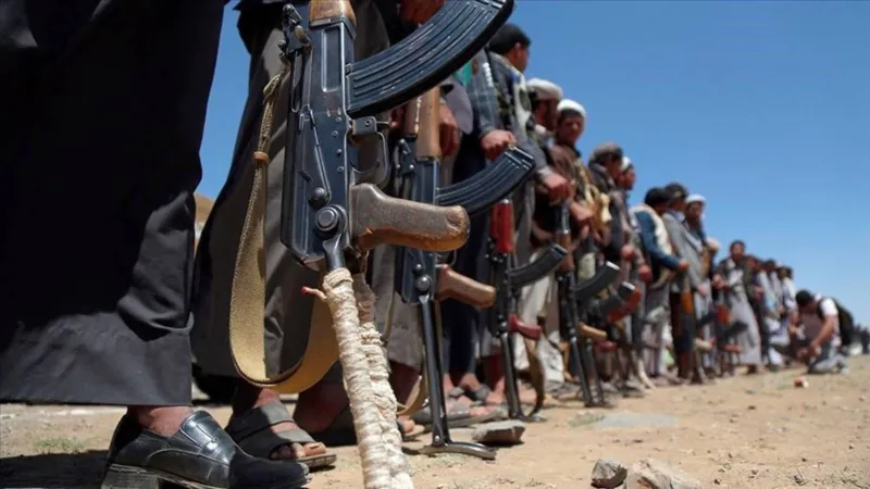 İsrail ordusu, Yemen'deki Husi liderlerini hedef alan hava saldırıları düzenledi