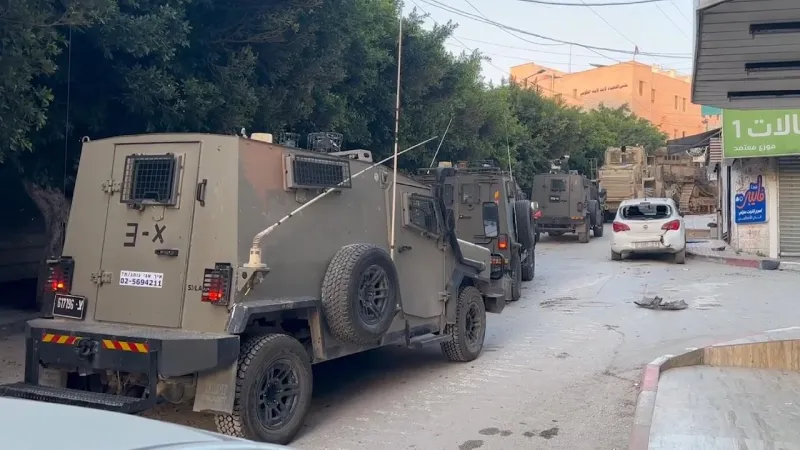 Batı Şeria'da Gerilim Tırmanıyor: İsrail Askerleri Baskınları Artırdı!