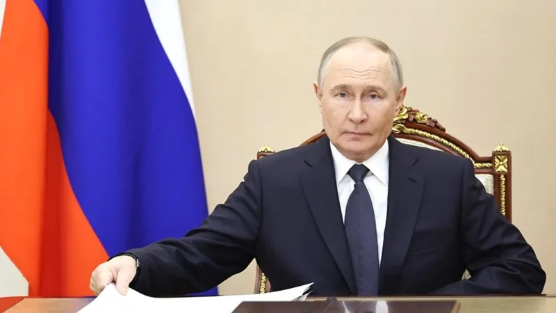 Putin'den Şok Karar! Kara Kuvvetleri Komutanı Görevden Alındı!