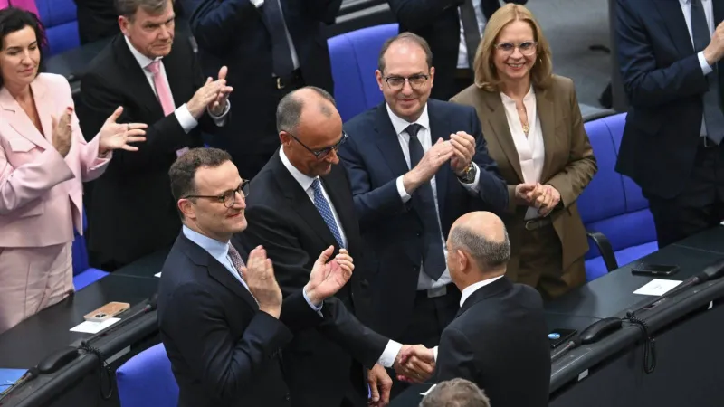 Scholz Gitti, Merz Geldi! Almanya'da Şok Görev Değişimi