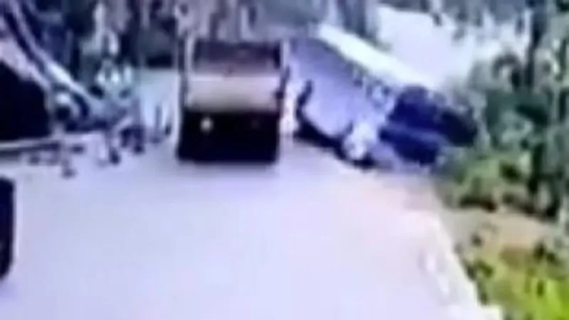 Sri Lanka'da Korkunç Kaza! Otobüs Uçuruma Yuvarlandı: 21 Ölü