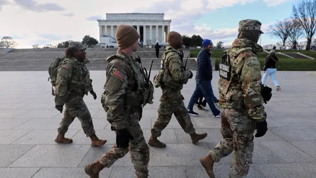 Pentagon harekete geçti: Washington'da tüm Ulusal Muhafızlar silahlandırıldı