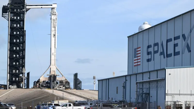 Elon Musk'tan NASA'ya Şok Sözler: Ay Görevi Tehlikede mi?
