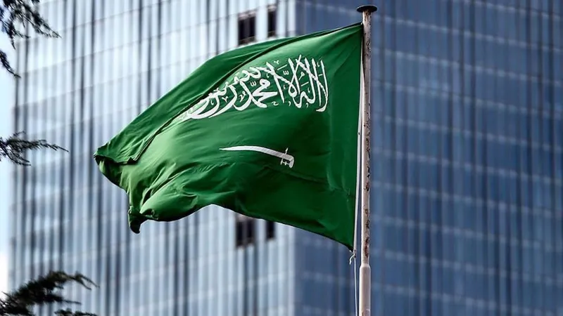 Suudi Arabistan'dan ABD'nin İran'a saldırılarına tepki