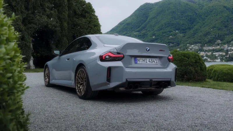 Yeni BMW M2 CS Sahneye Çıktı! İşte İlk Bakış